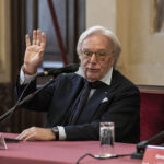 Business: Diego Della Valle awarded title of Chevalier de l'Ordre des Arts et des Lettres