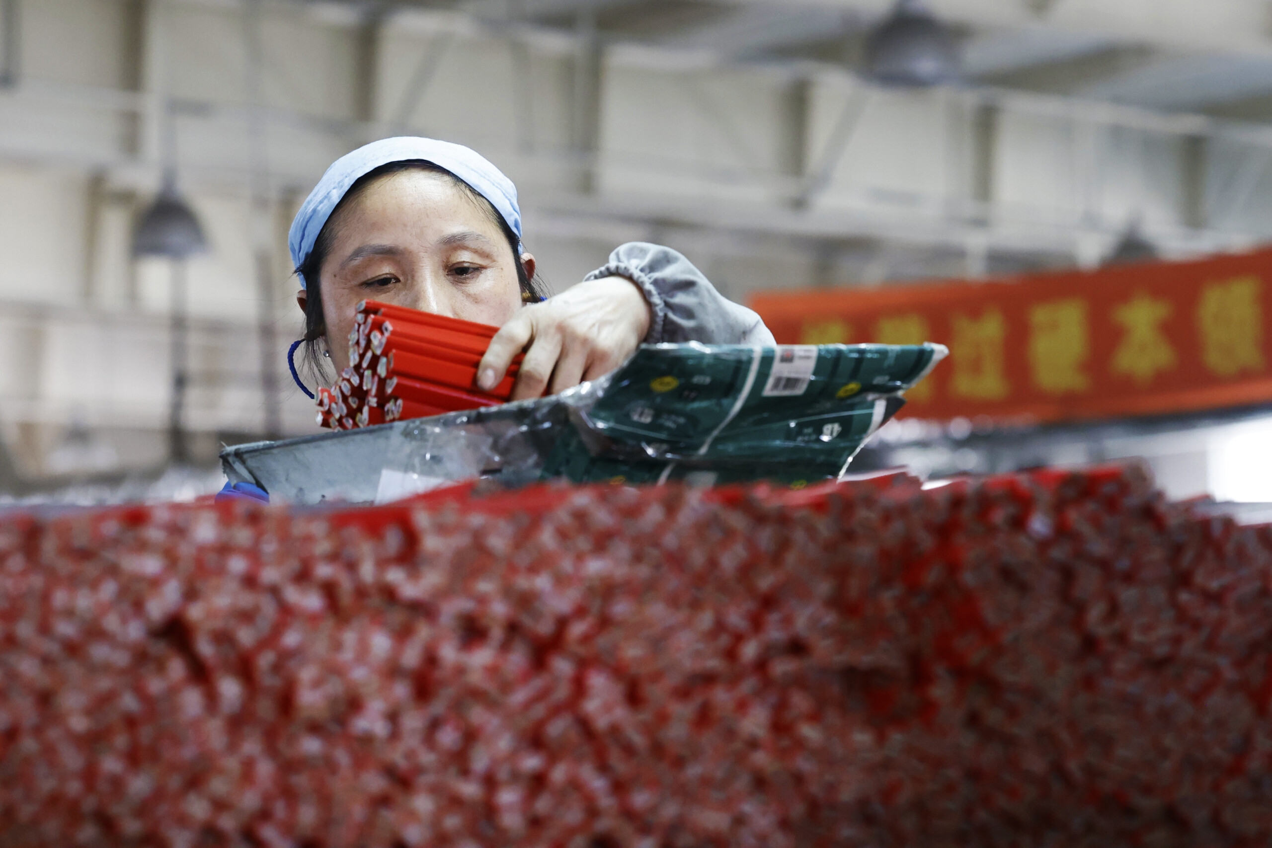 China: Exports up by 5.8% in June, Imports up by 1.1%