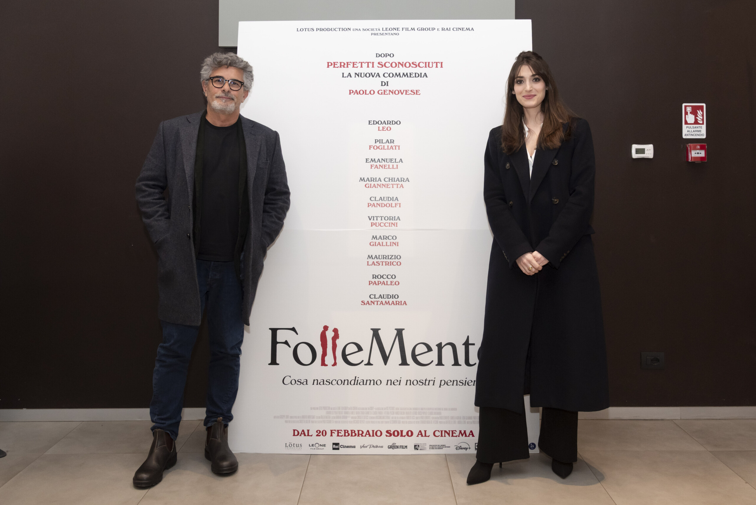 Cinema: Genovese surpasses himself, ‘FolleMente’ beats ‘Perfect strangers’