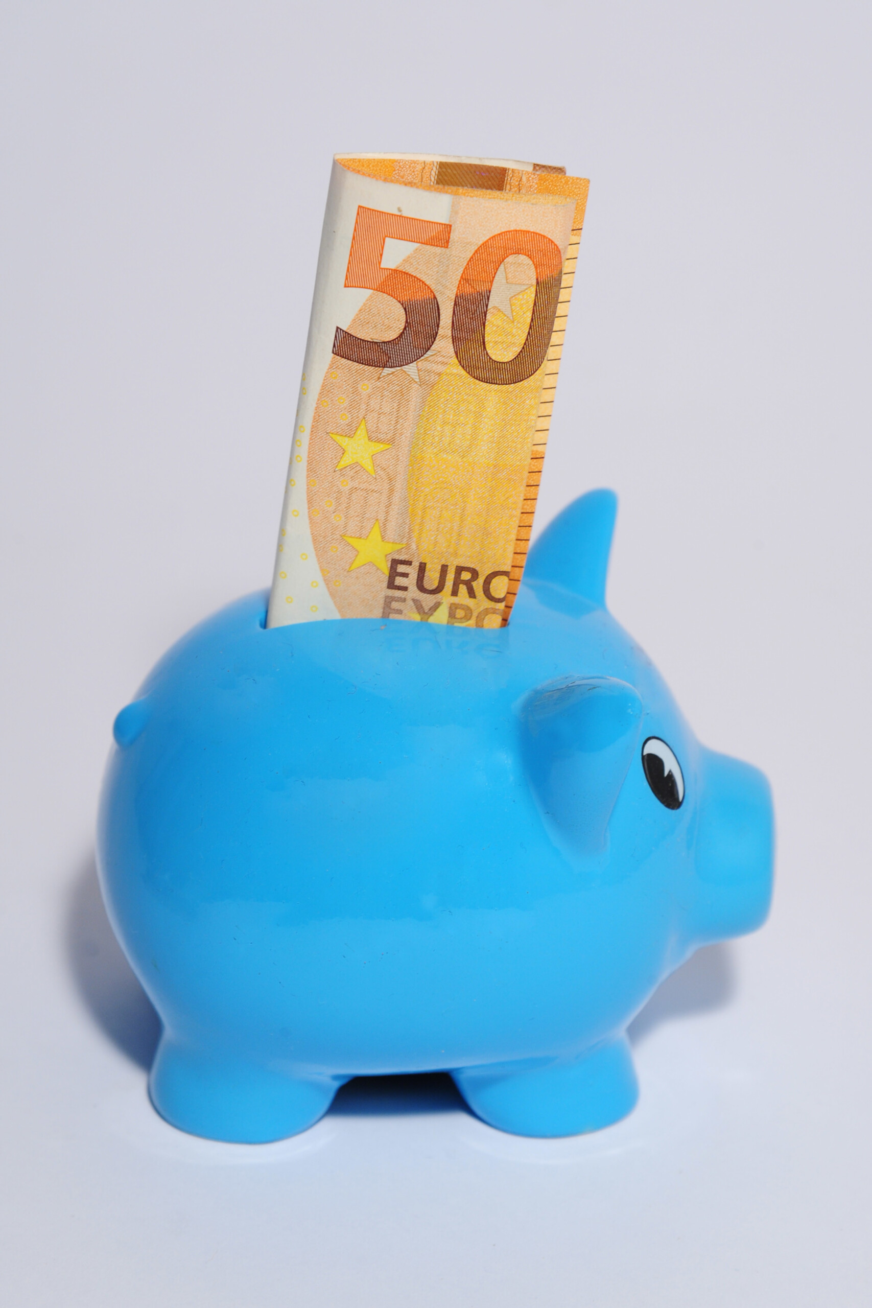 ECB: Survey shows inflation expectations revised downward for 2025 and 2026