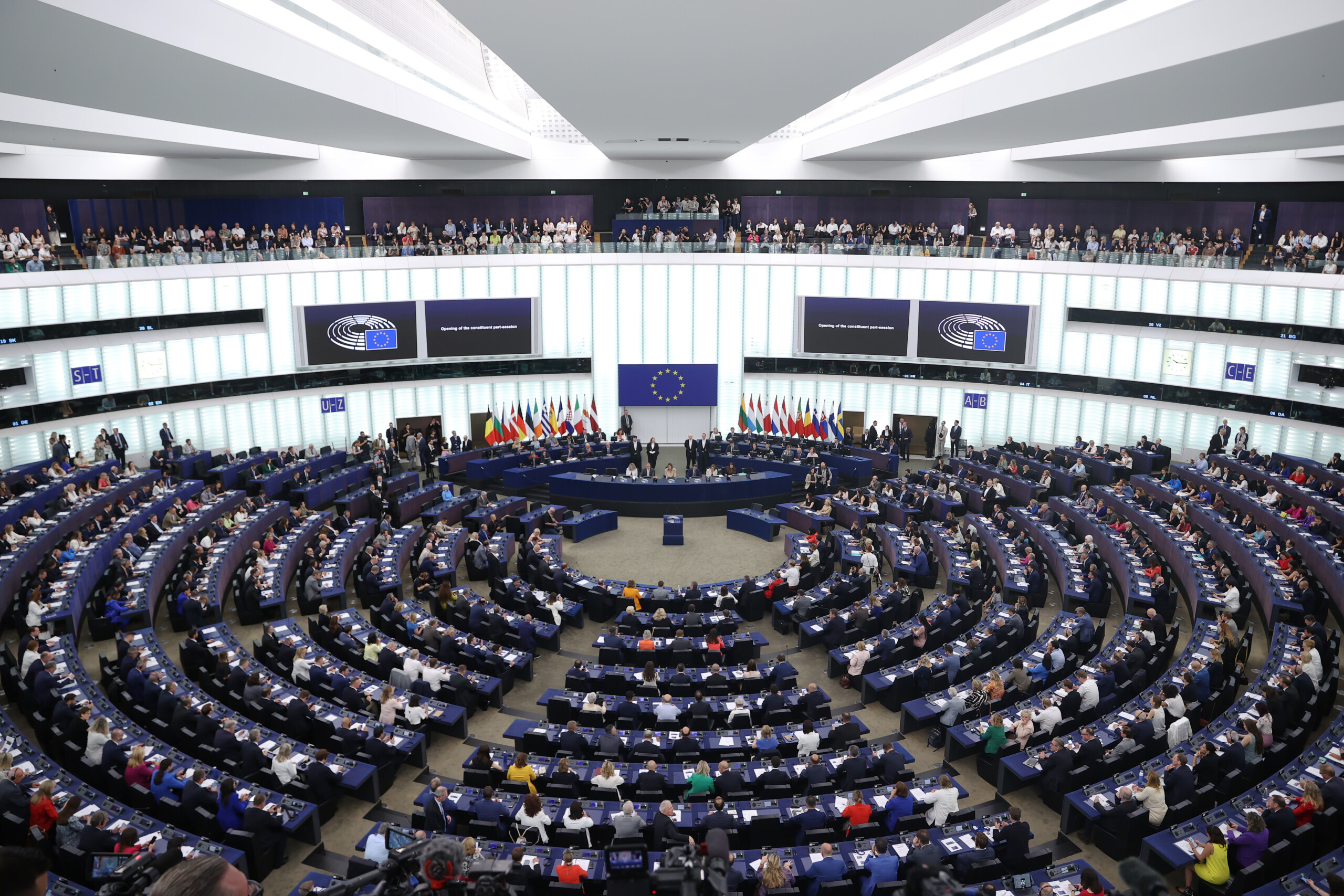 EU: media reports suggest tax on large companies for budget