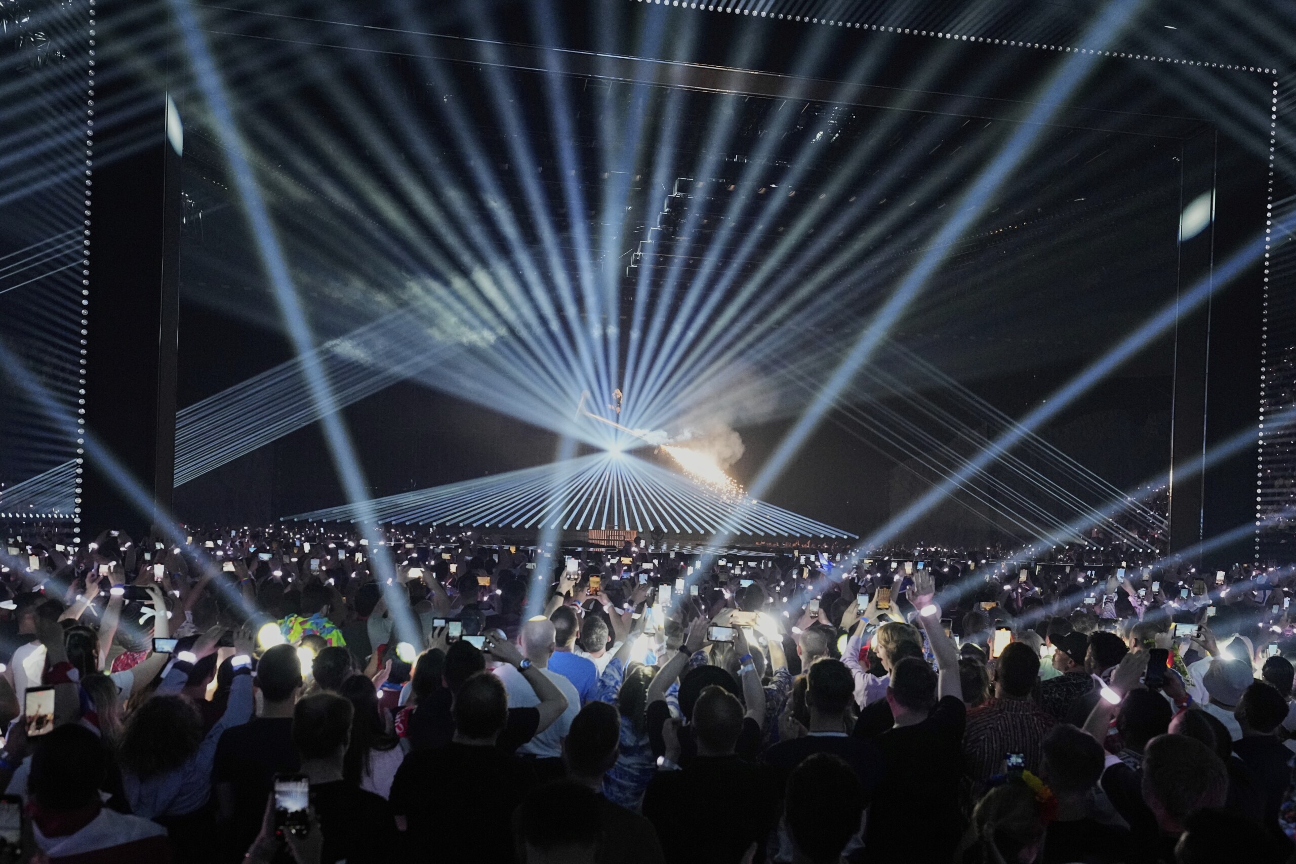 Eurovision 2025, the Austrian JJ wins with 'Wasted Love': fifth Lucio Corsi