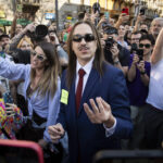 Eurovision, Tommy Cash show in Milan: ‘I'll also be in the competition for Italy’.