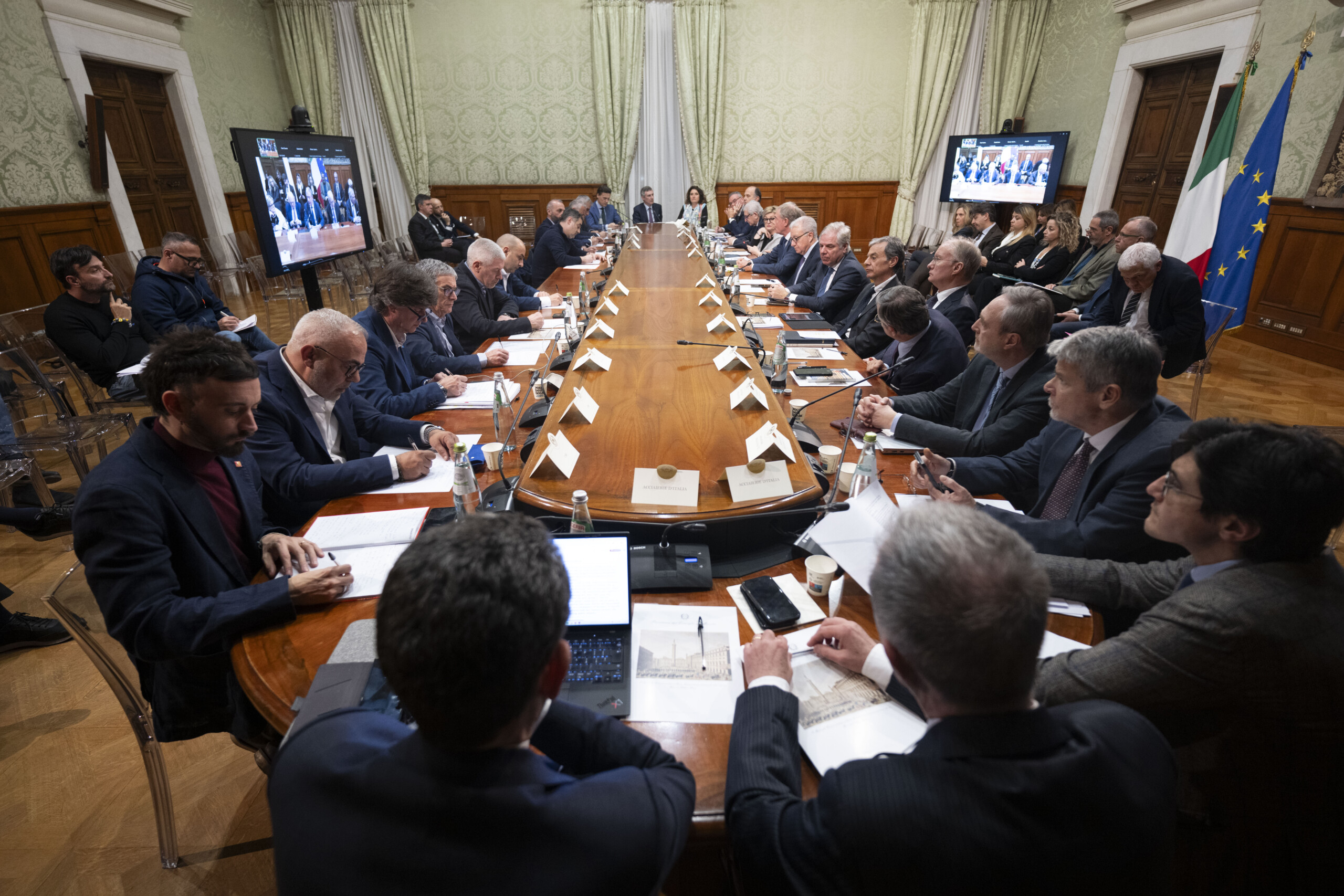 Ex Ilva: government-union talks at Palazzo Chigi on 21 May