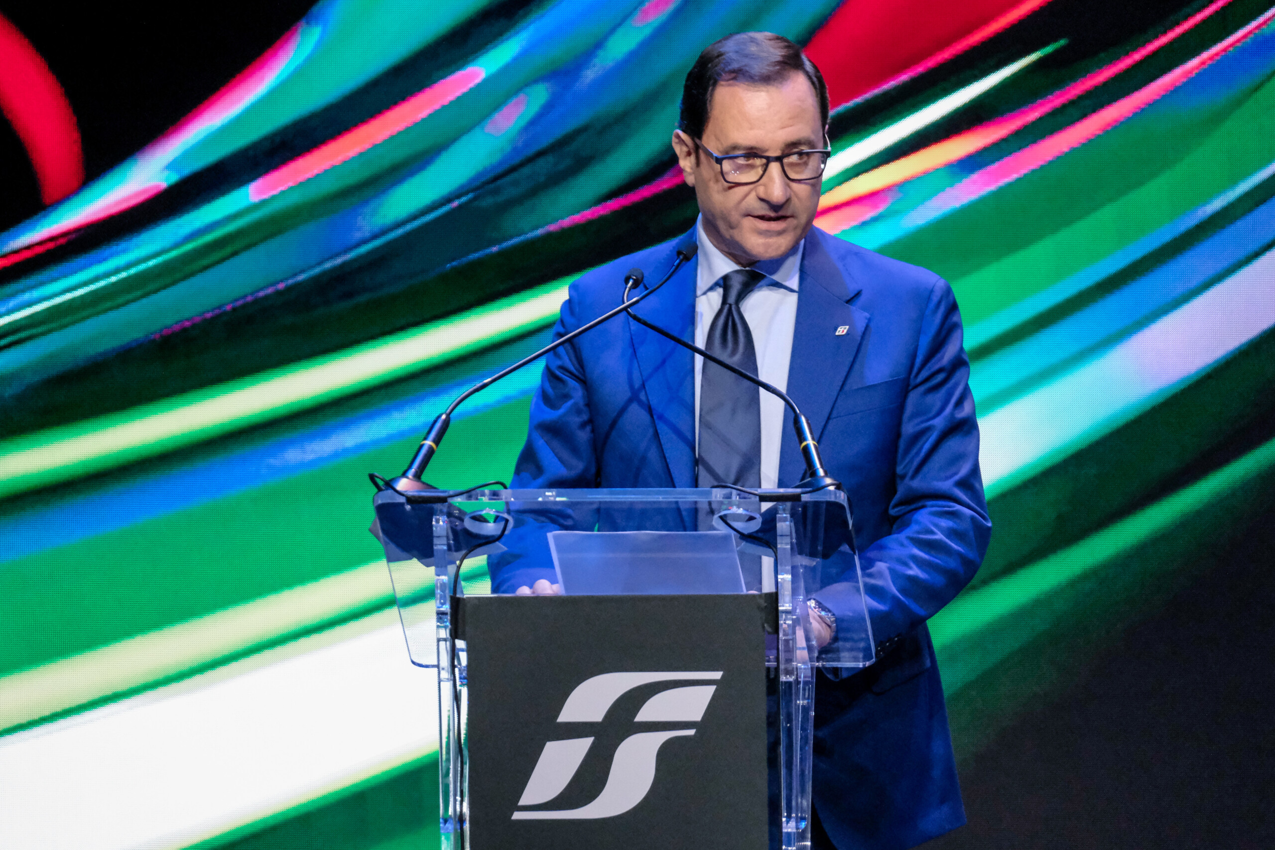 FS, 2024 revenues of 16.5 billion, technical investments increased