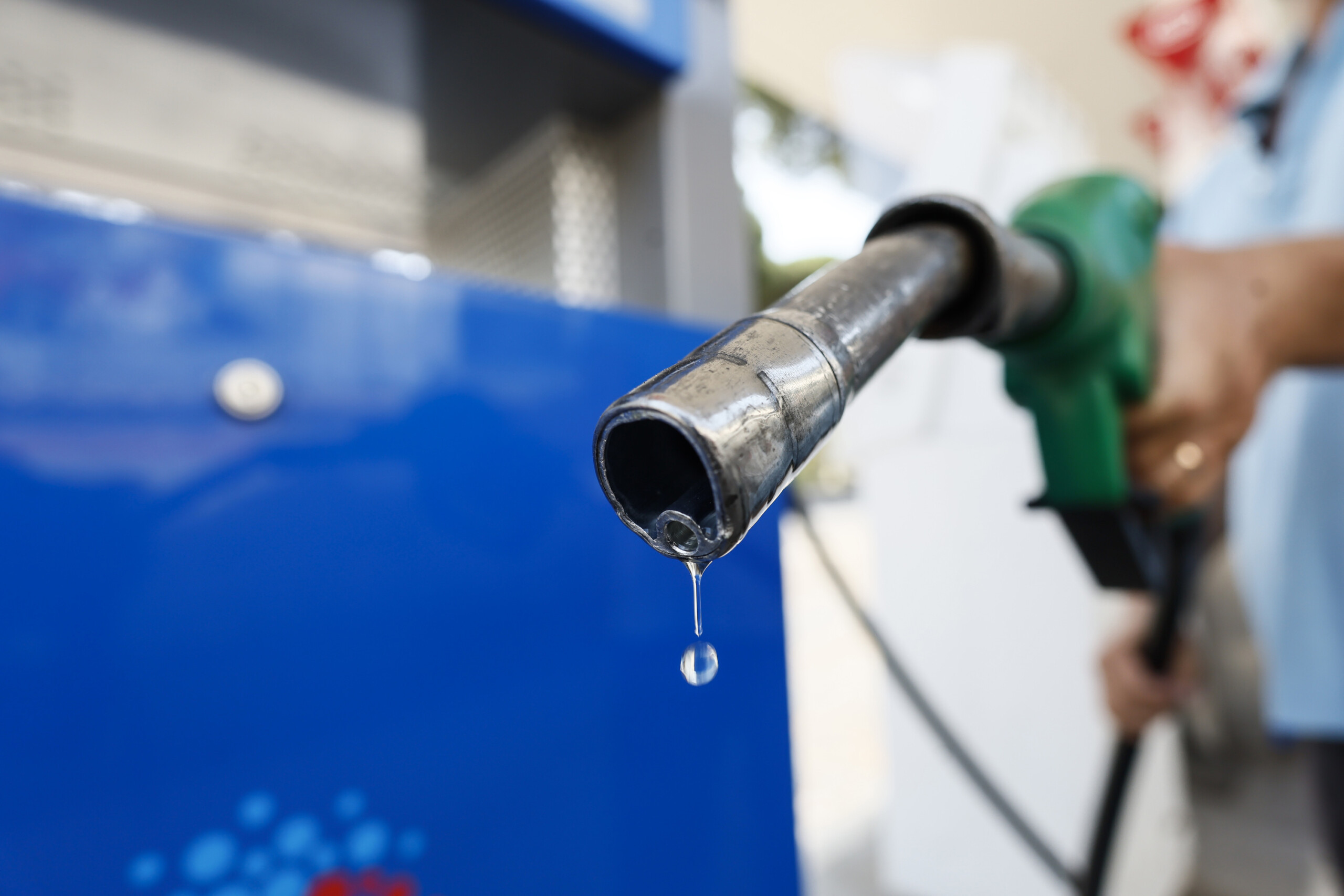 Fuel prices: Codacons reports that prices at motorway service stations have exceeded €2.3 per litre for fuel with service