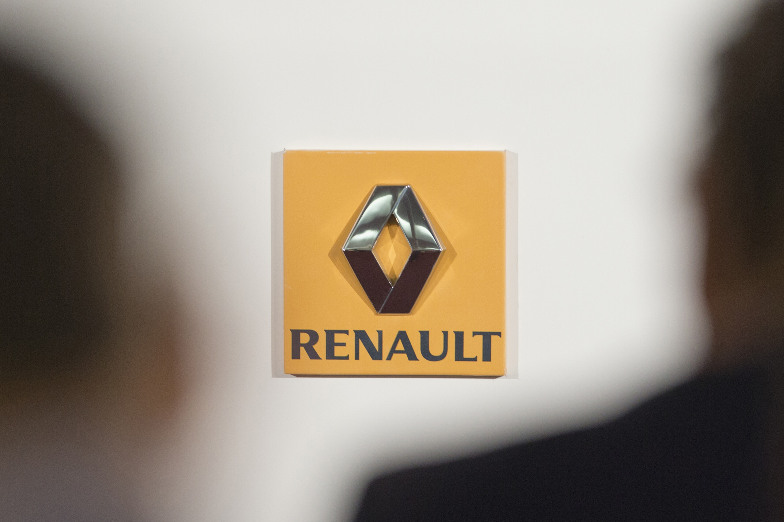 Le Figaro: ‘CEO De Meo leaves Renault to head luxury group Kering’