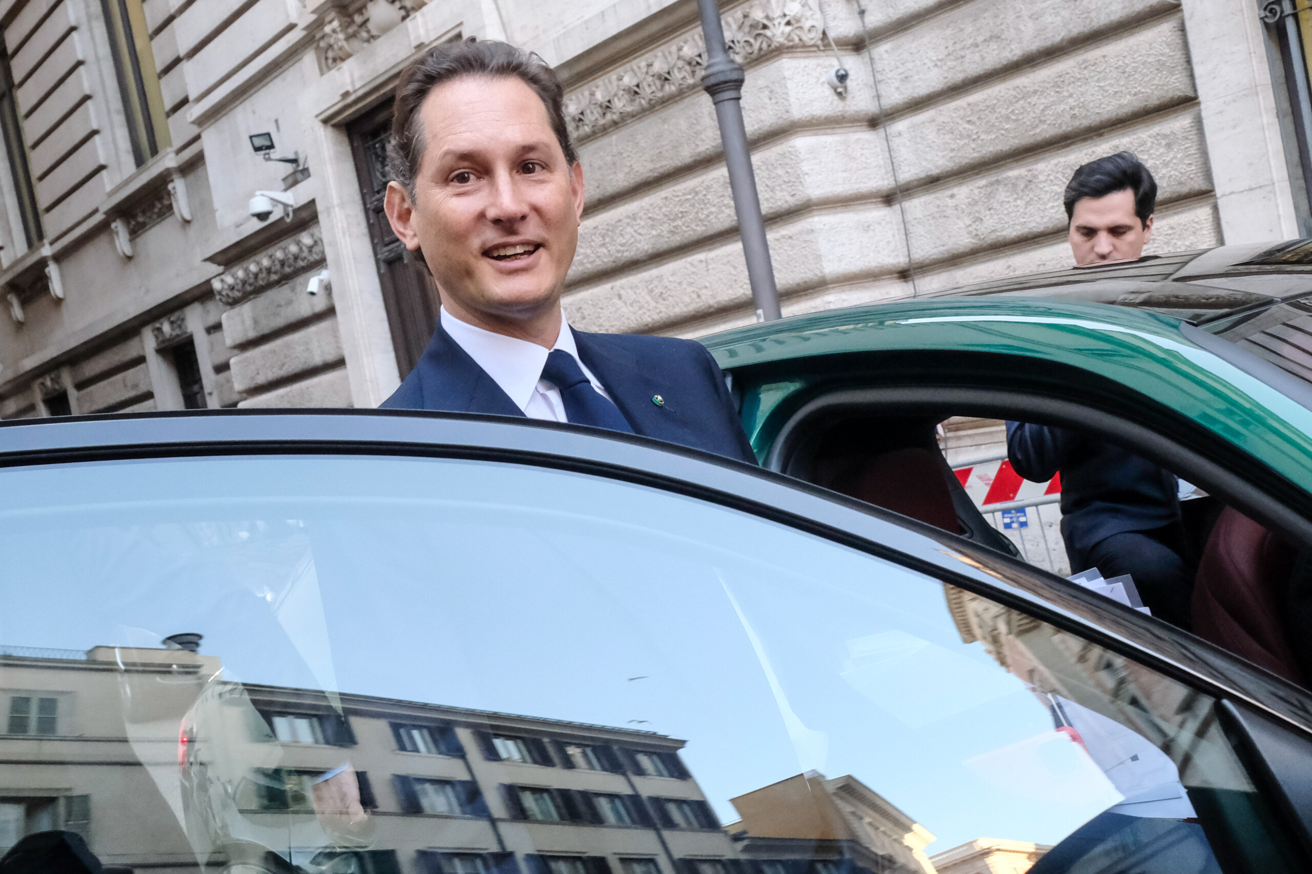 Stellantis, Elkann: ‘New CEO by first half of 2025’