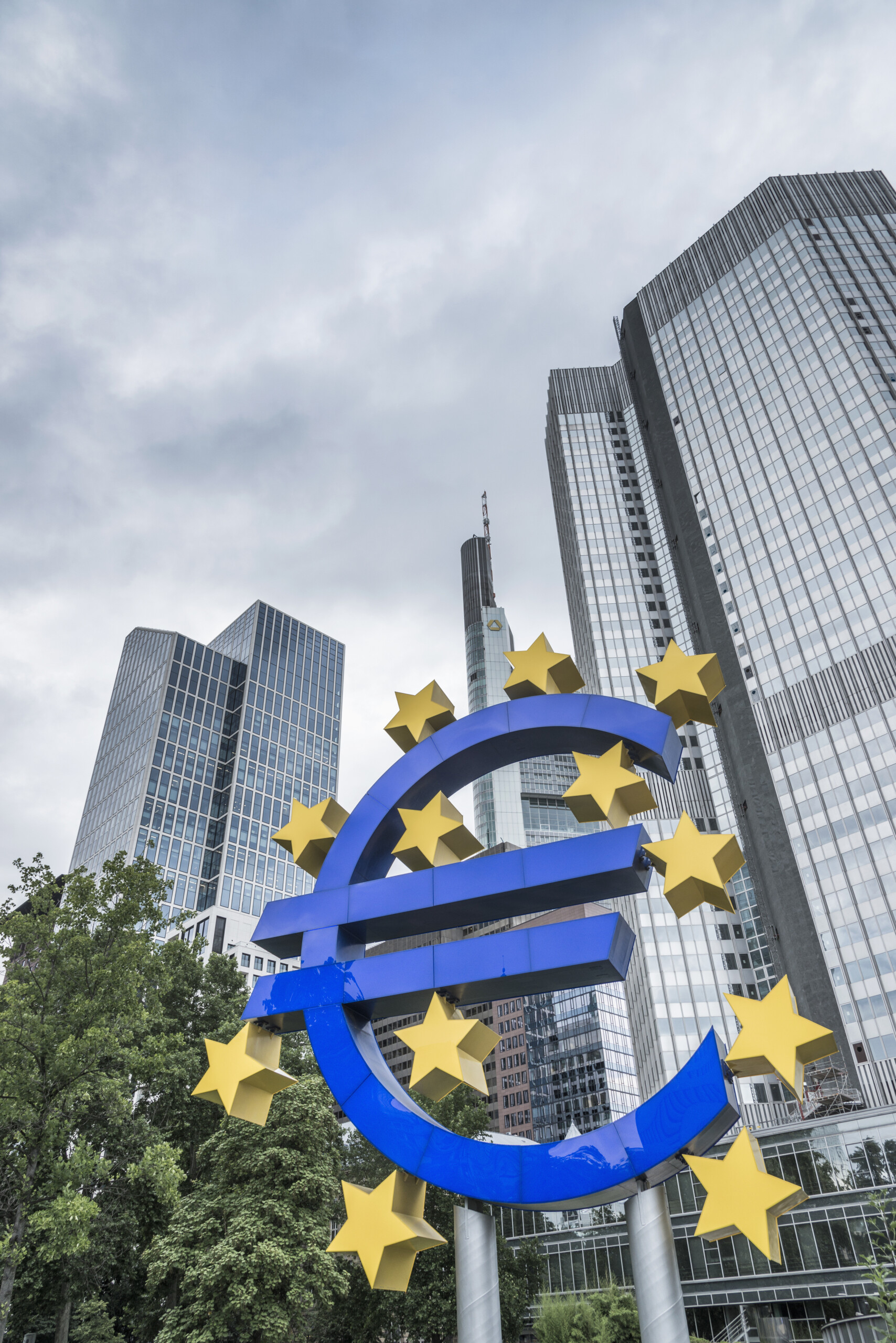 Tariffs, ECB: escalation poses risk to financial stability