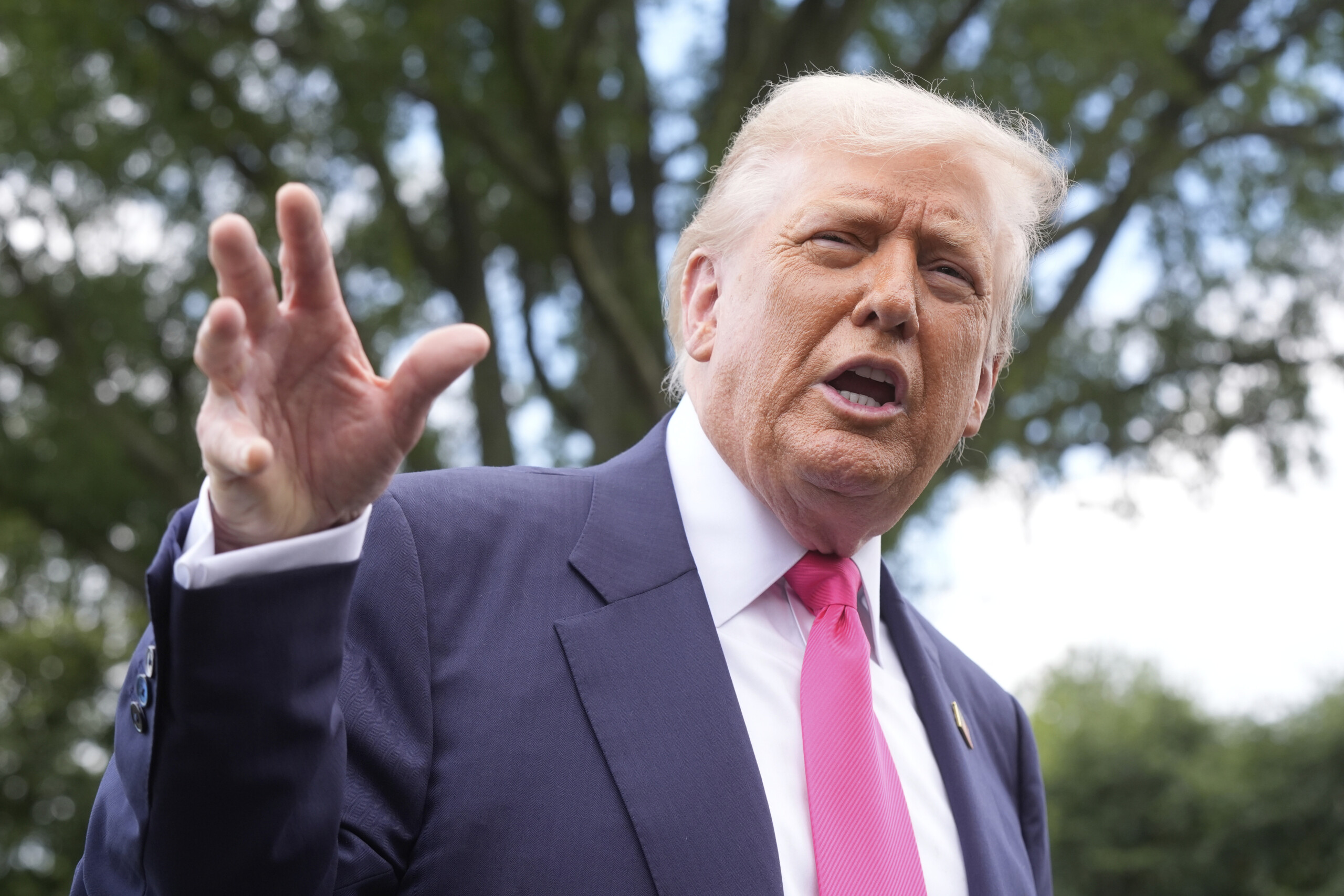 Tariffs, Trump: ‘We are talking with the EU, we are making progress’