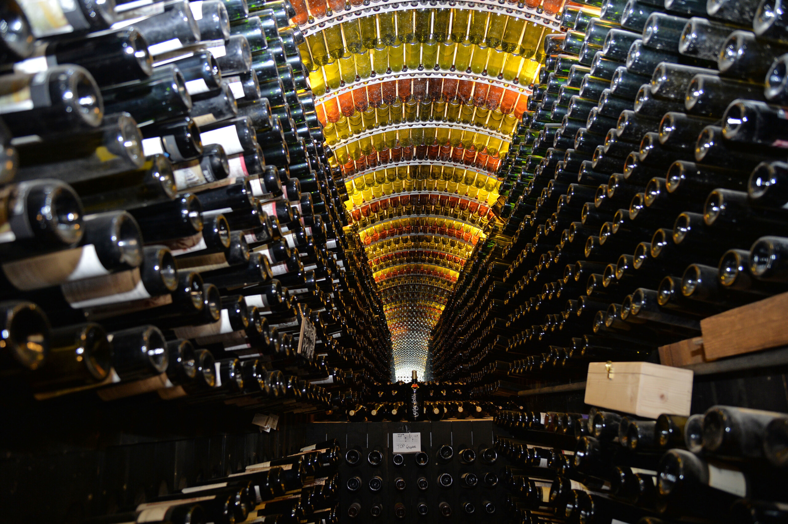 Tariffs, UIV: "Wine sector to face €317 million hit over the next 12 months"