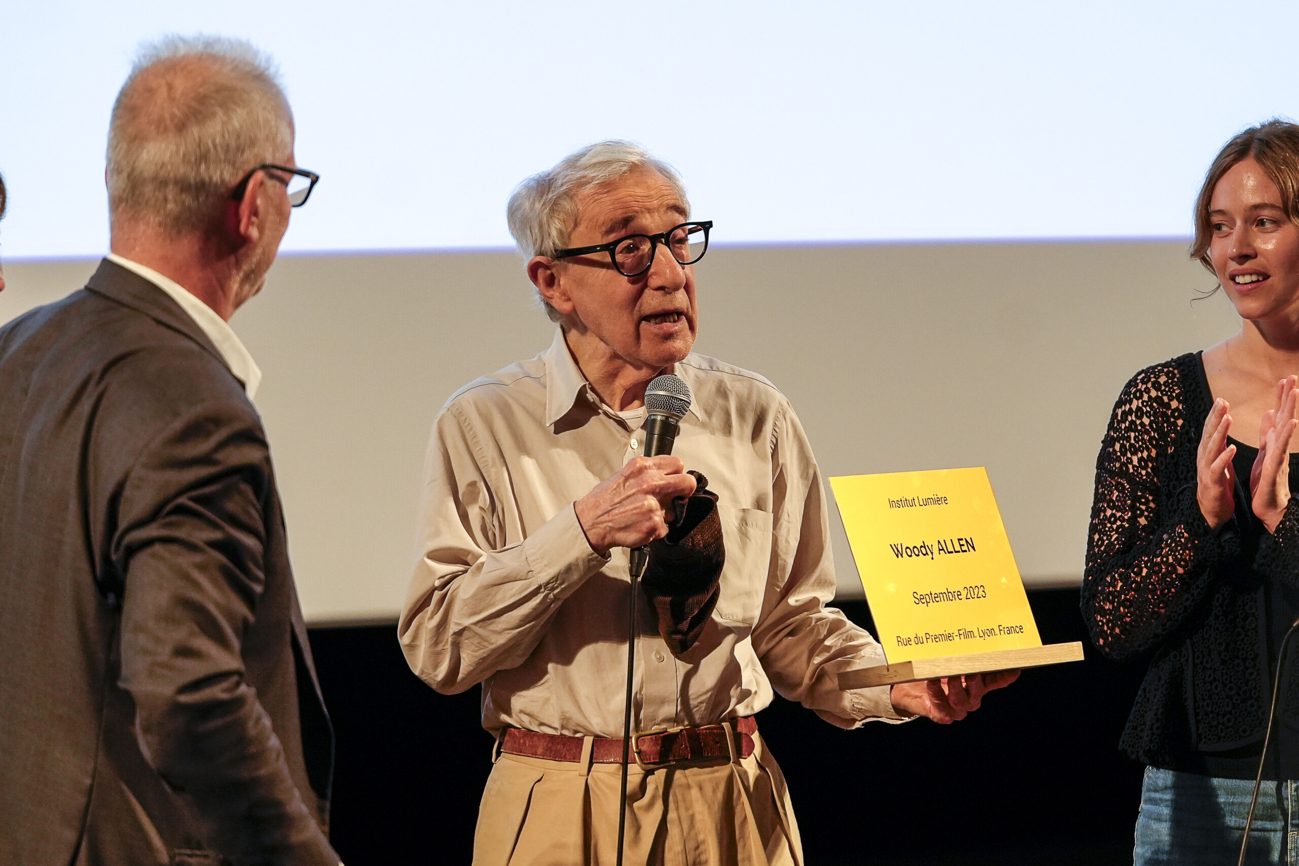 Ukraine, theatres cancel shows inspired by Woody Allen