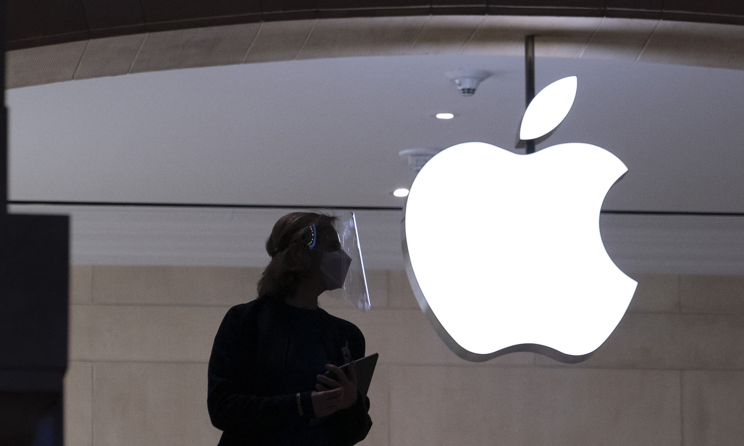 USA, media: Apple to announce $100 billion investment