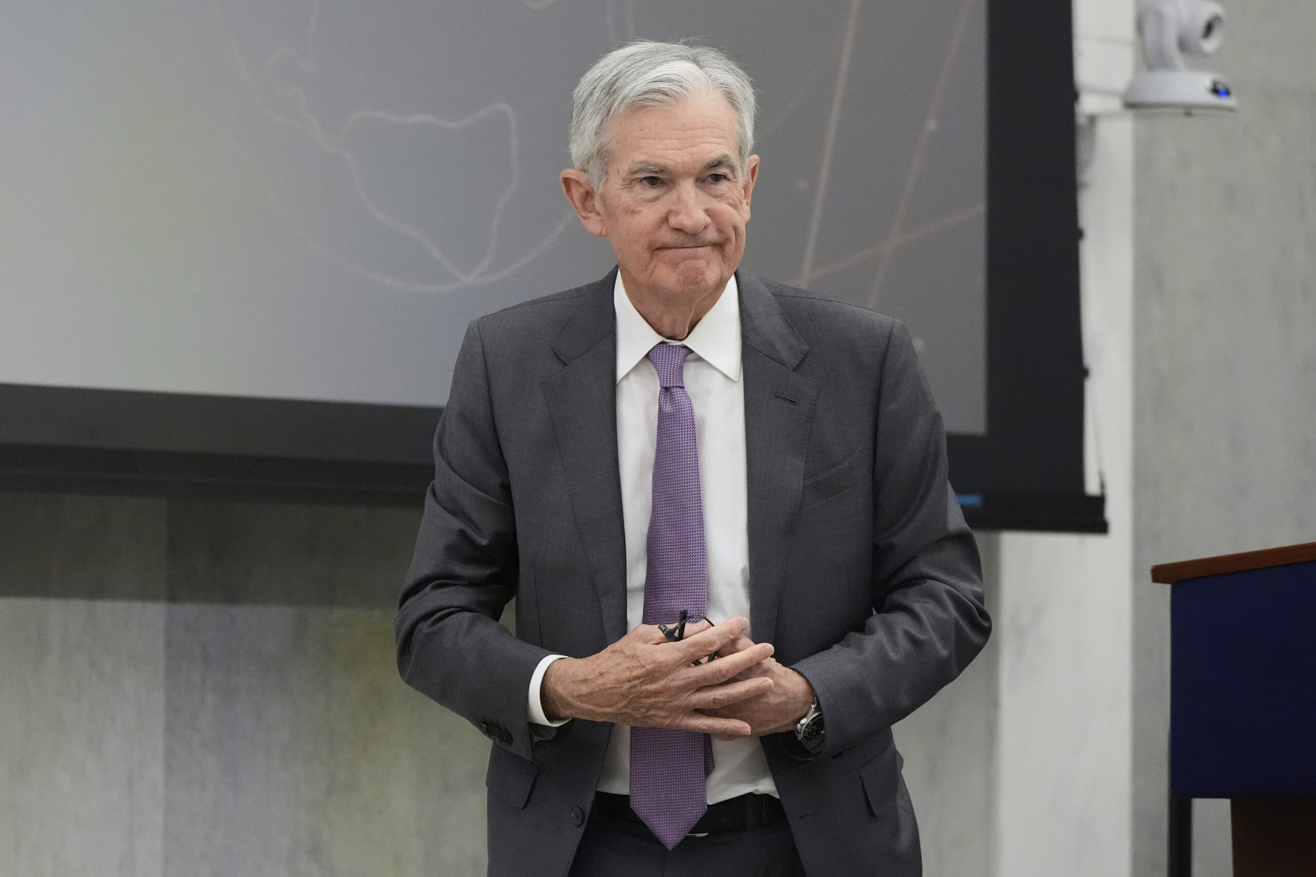 USA, Powell: "Effects of trade and fiscal policies remain uncertain"