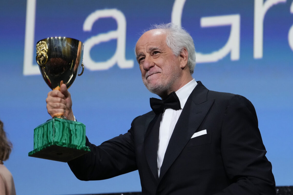 Venice 82: Toni Servillo wins the Volpi Cup for Best Actor