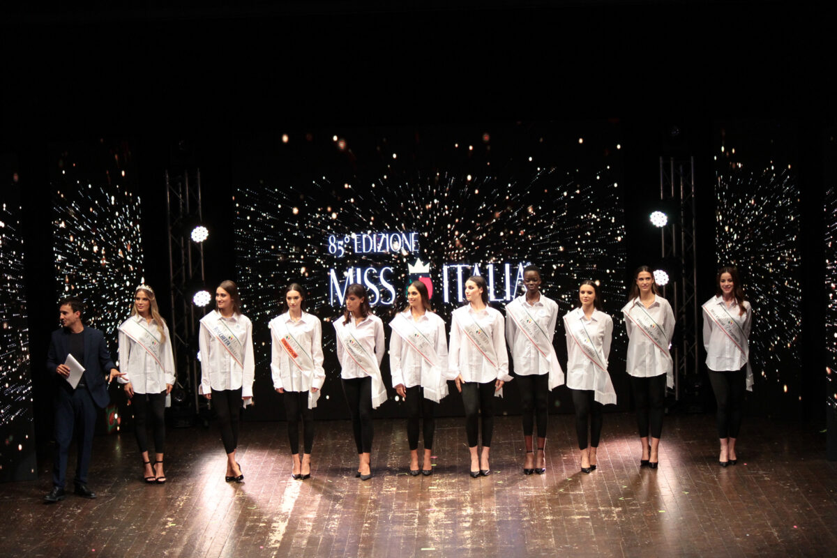 Miss Italy: final tonight live on TV in Porto San Giorgio