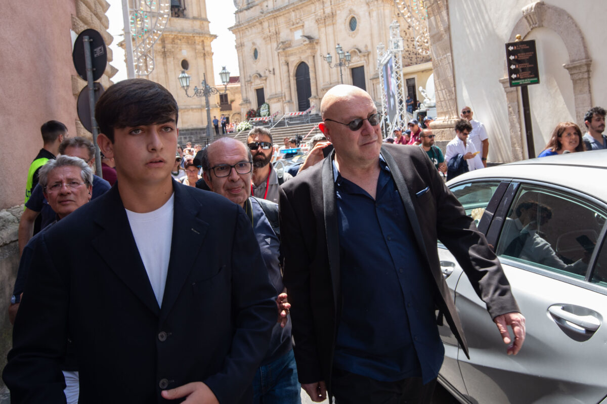 Pippo Baudo, his son Alex: ‘Enough with the rumours, let’s leave him alone.’