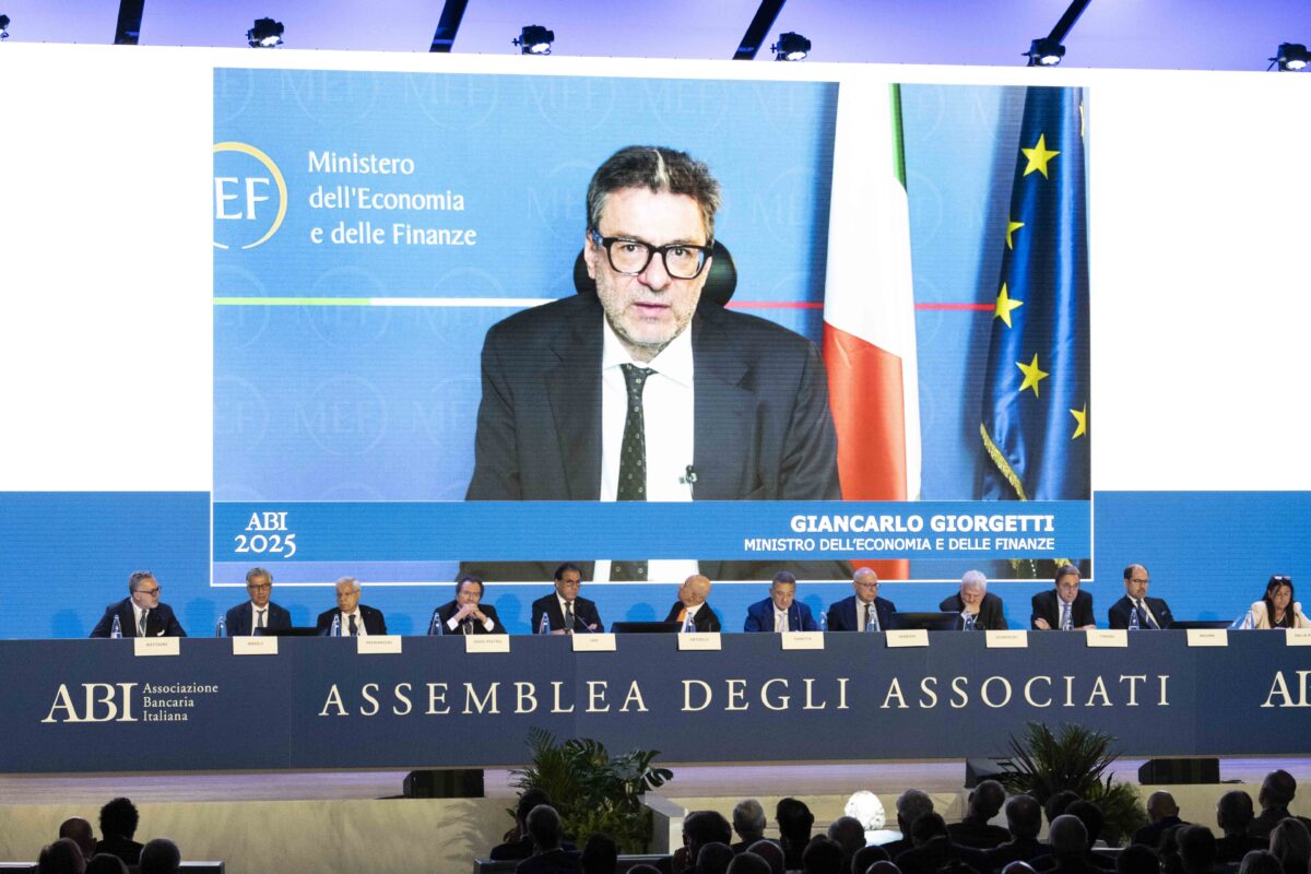 Budget law, Giorgetti: ‘Banks must make their contribution’