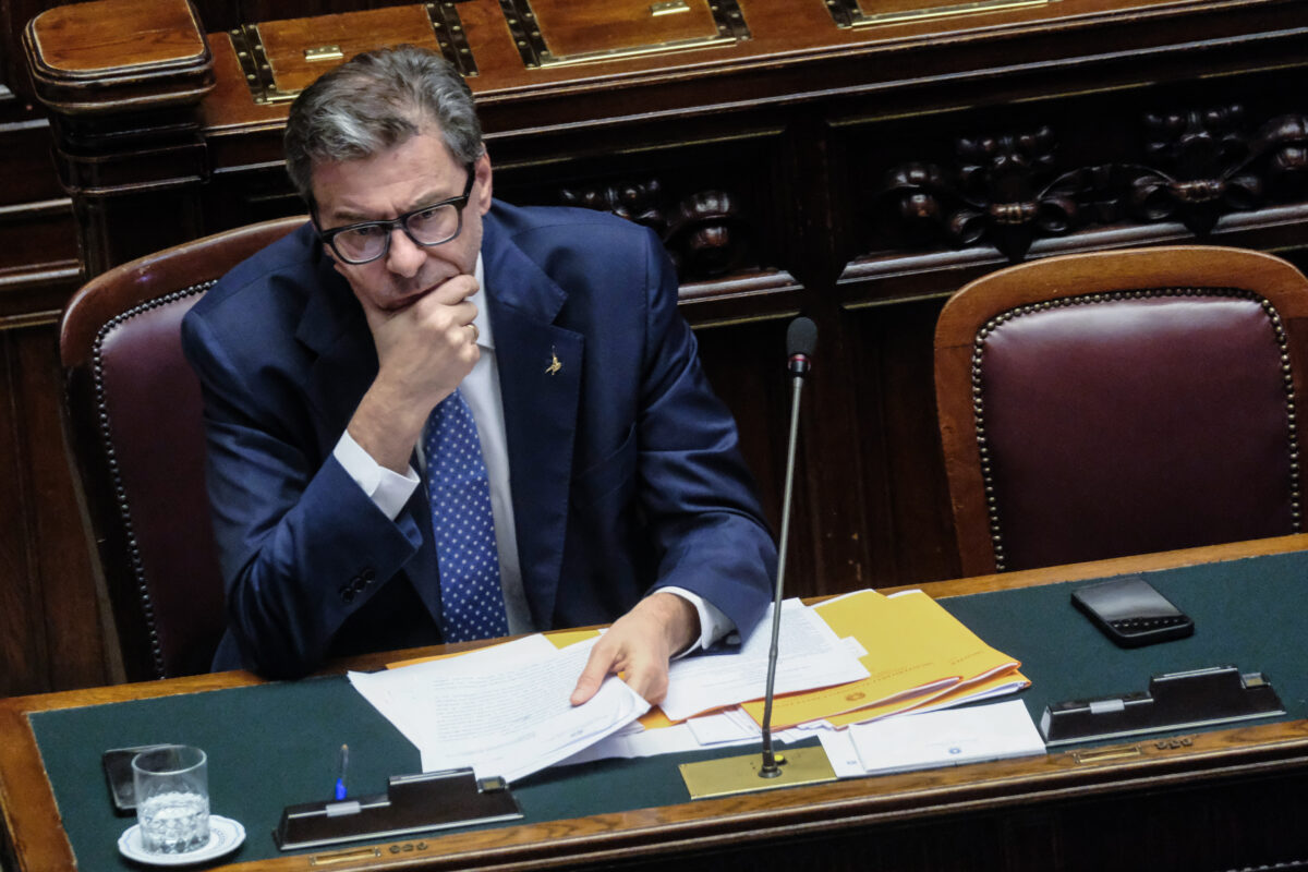 Banks, Giorgetti: ‘BPM-Credit Agricole merger? There is a law, and I will enforce it.’