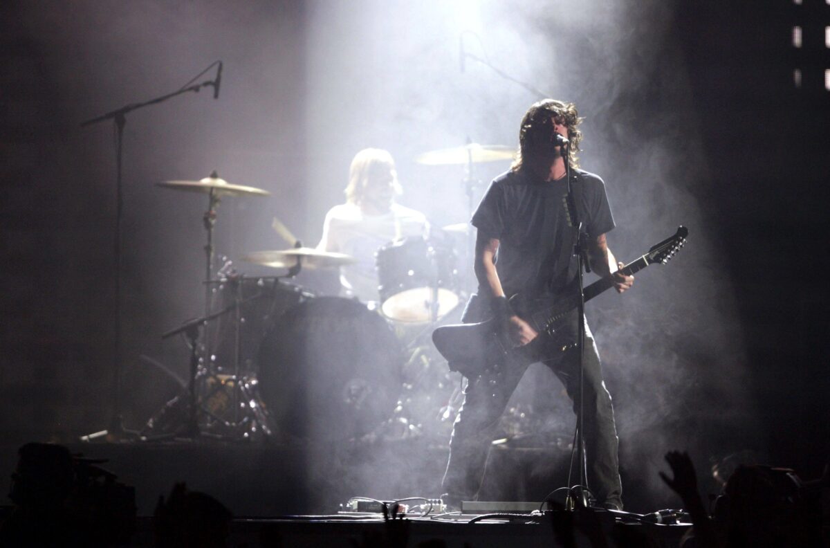 Music, Foo Fighters: new single “Asking For A Friend” released