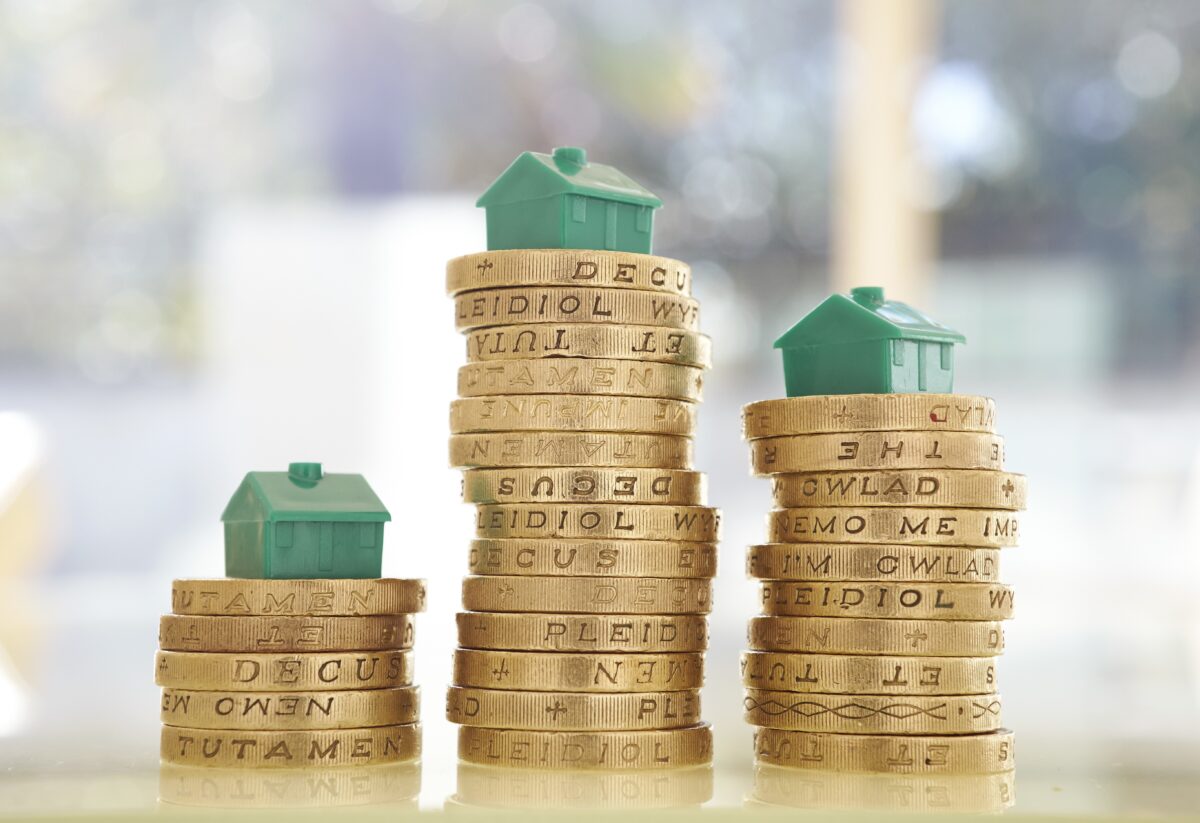 Mortgages: Codacons, rates continue to rise, up to +216 euro per year