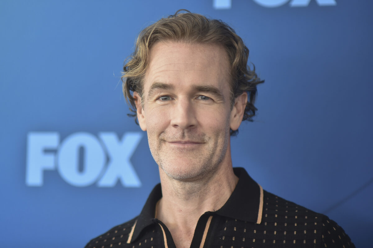 Van Der Beek auctions off “Dawson’s Creek” memorabilia to pay for cancer treatment