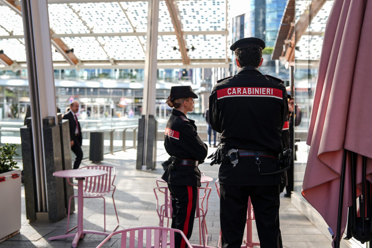 Rome: 27-year-old falls from B&B and dies, man of the same age arrested