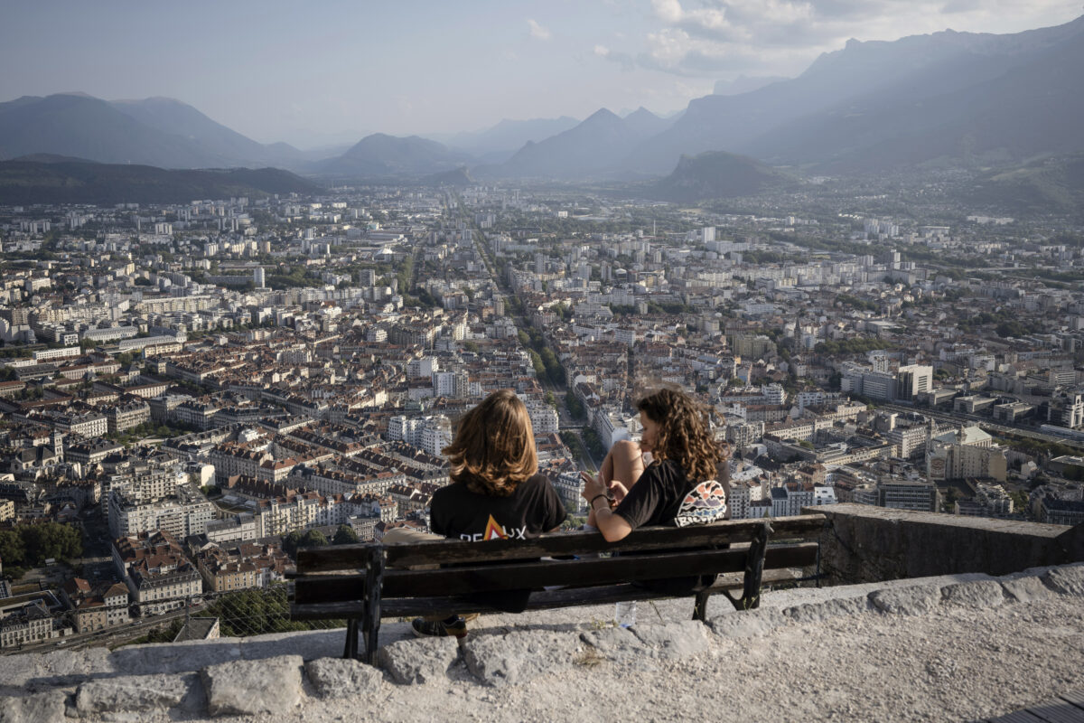 France: 12-year-old seriously injured by gunshots in Grenoble
