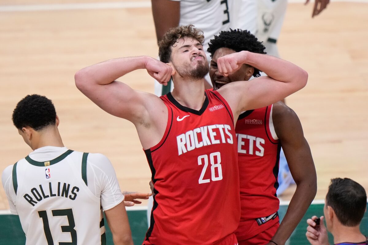 NBA, Houston defeats Orlando: Bulls fall