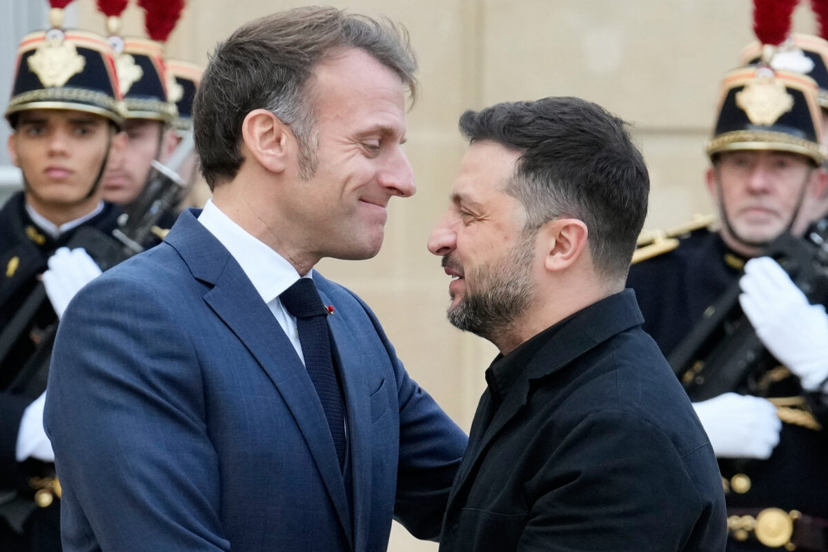 Ukraine, Macron: ‘Everything is ready for peace, only Russia continues the war’