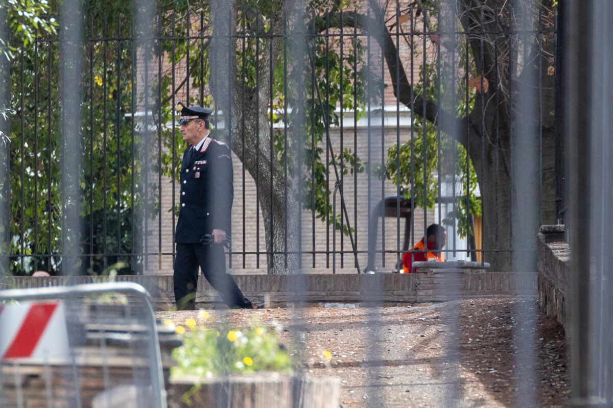 Rome, tunnel and access hatch discovered beneath the Casa del Jazz