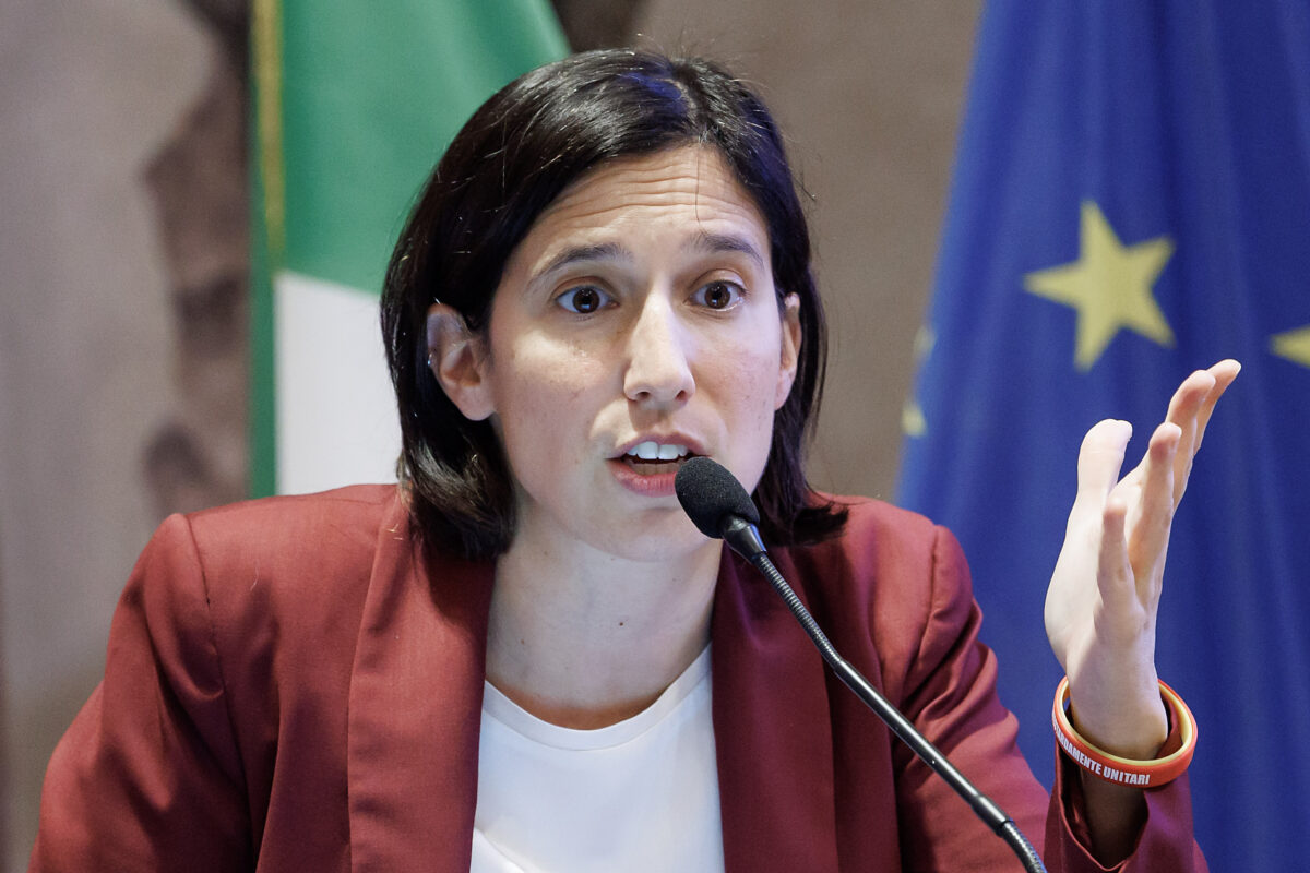 Former Ilva, Schlein: “Social disaster, Urso should step aside and Meloni should intervene”