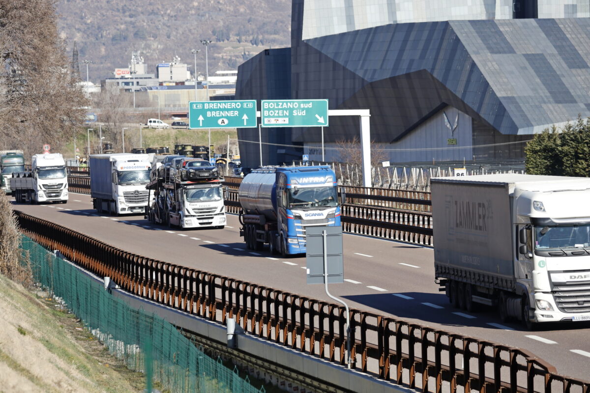 Motorways: from 2026 disruption will have to be reimbursed