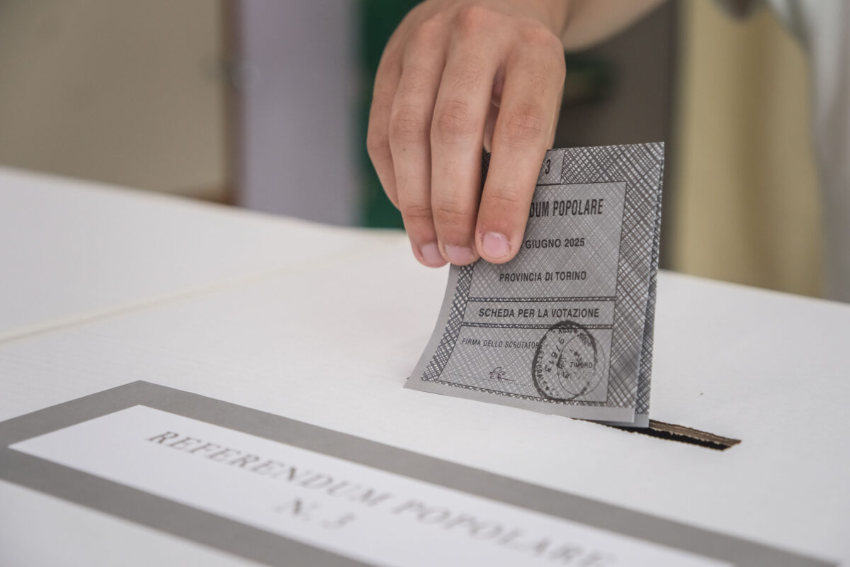 Referendum: Council of Ministers confirms date of 22-23 March, changes question Referendum: Council of Ministers confirms date of 22-23 March, changes question