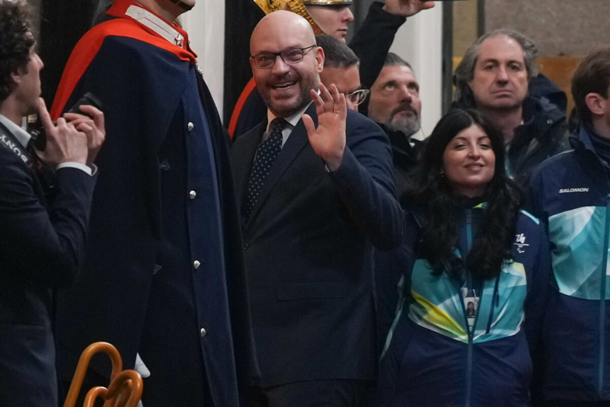 Milan Cortina, Fontana: ‘Violence to be condemned without ifs and buts’ Milan Cortina, Fontana: ‘Violence to be condemned without ifs and buts’