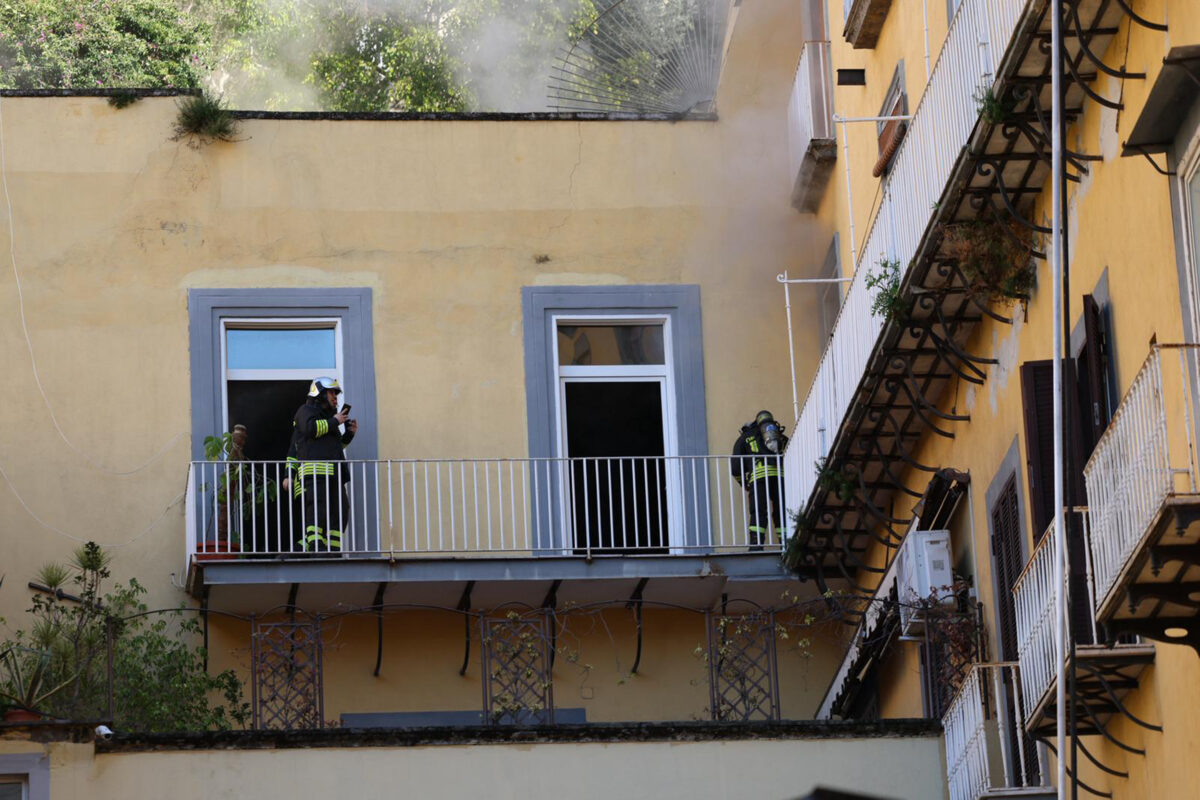 Sannazaro: 60 people evacuated, no injuries Sannazaro: 60 people evacuated, no injuries