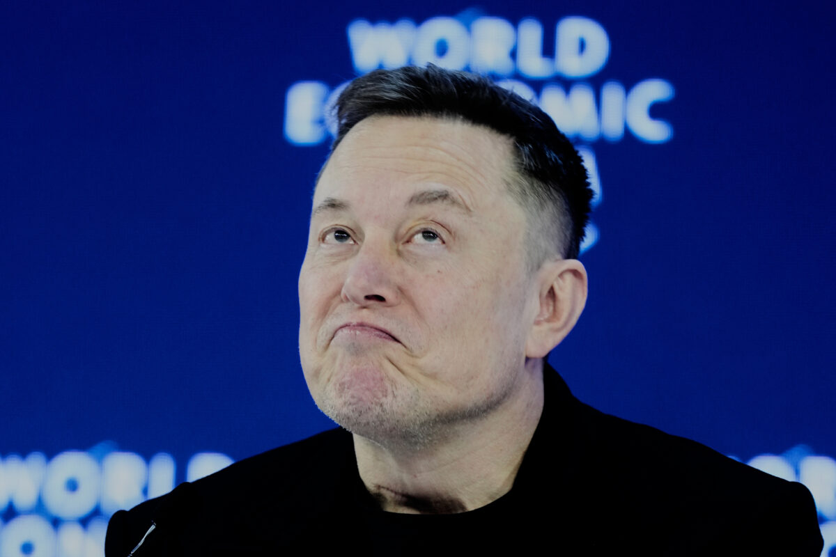 Musk attacks Sanchez again: ‘A traitor’