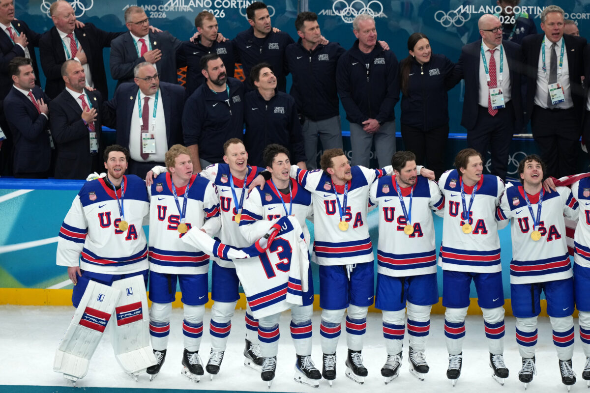 Milan Cortina: Trump cheers for US gold in hockey, what a game!
