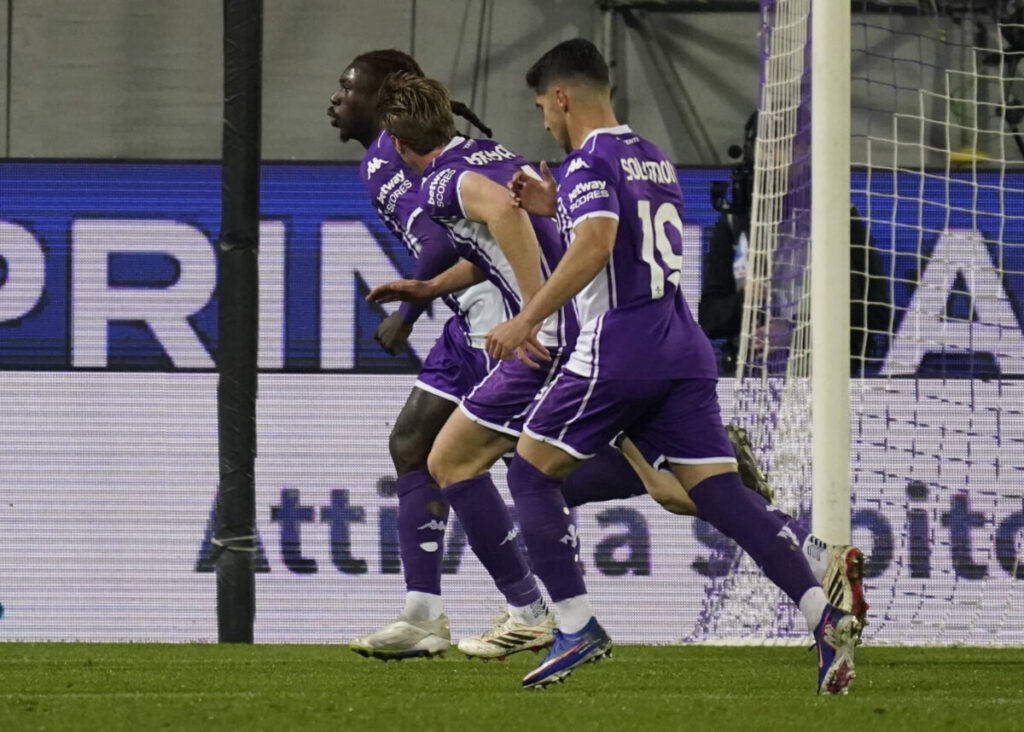Football: Serie A, Fiorentina-Pisa 1-0