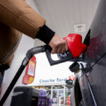 Fuel prices, Codacons: ‘Wave of price increases continues, government must cut excise duties immediately’