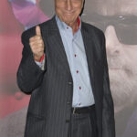 Covid: alleged fake Green Passes – Pippo Franco and 15 others to stand trial