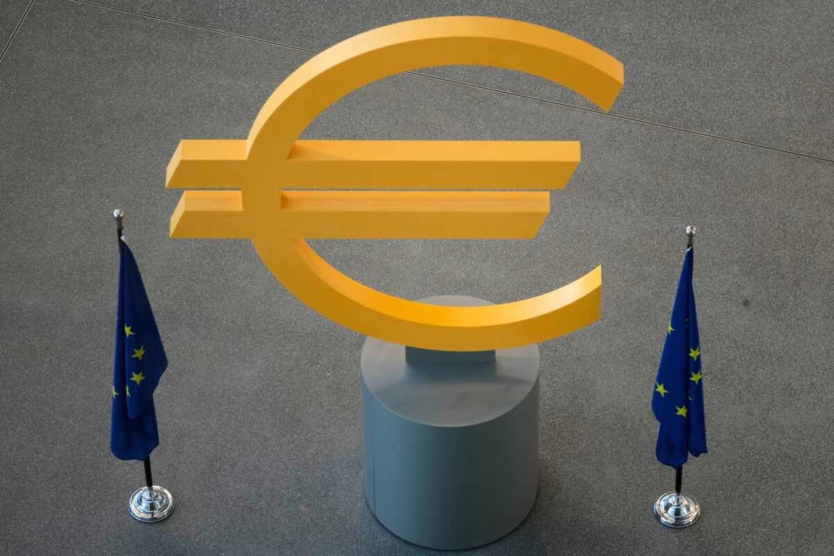 ECB Governing Council leaves interest rates unchanged ECB Governing Council leaves interest rates unchanged