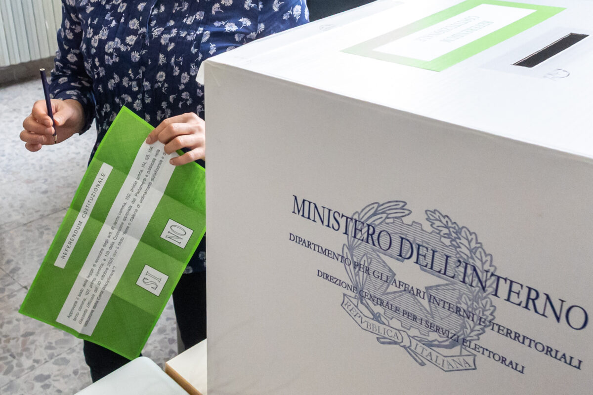 Justice Referendum: turnout at 11 pm stands at 46.07%