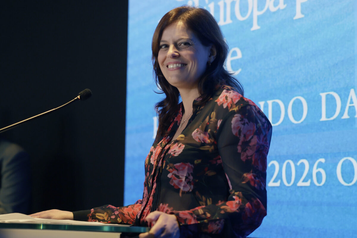 Rome: Ilaria Salis undergoes a pre-event check before the march. AVS: ‘Unprecedented severity’