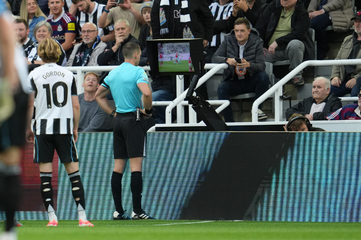 Premier League: over 75% of fans oppose VAR