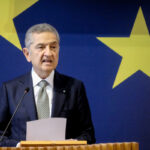 Iran, Panetta: “Return to orderly energy market conditions in no short time”