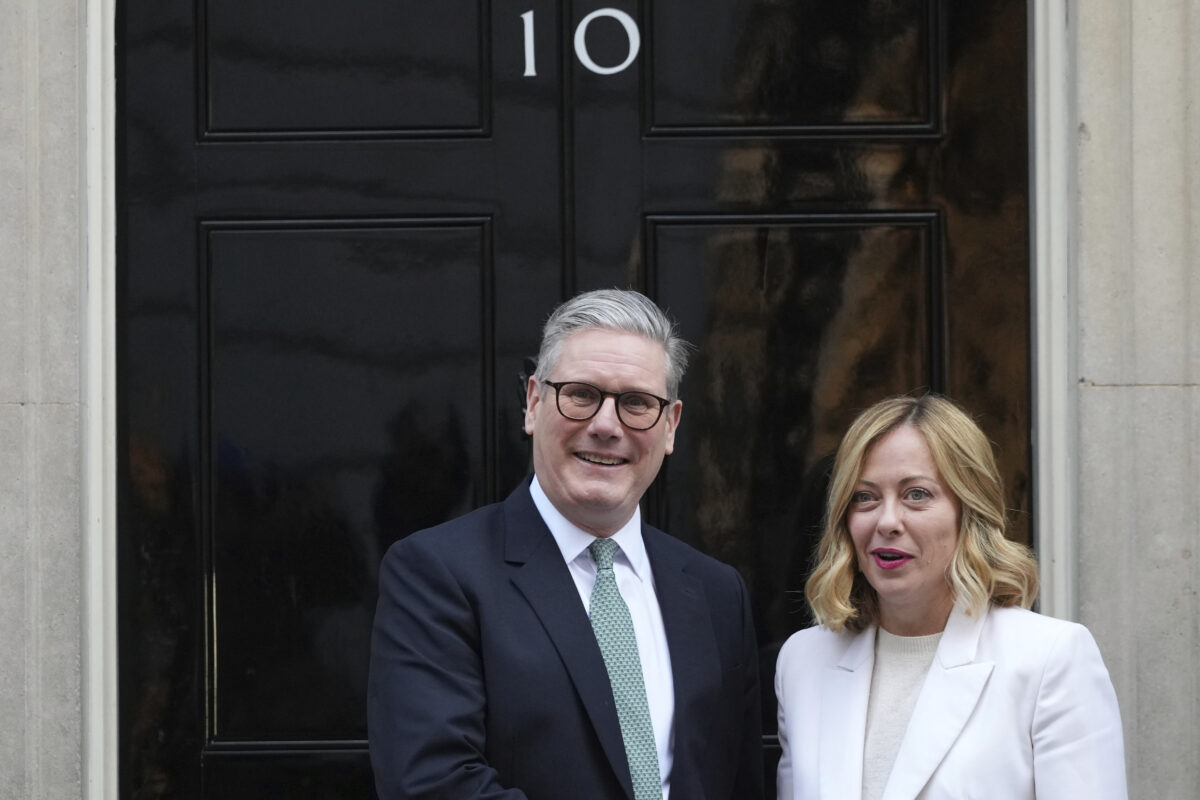 Iran: Meloni speaks to Starmer: ‘Focus on the Strait of Hormuz and measures to de-escalate the situation’