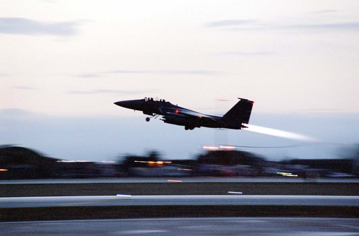 Iran, FT: “US jet downing is the first time in 23 years: last case was in Iraq”