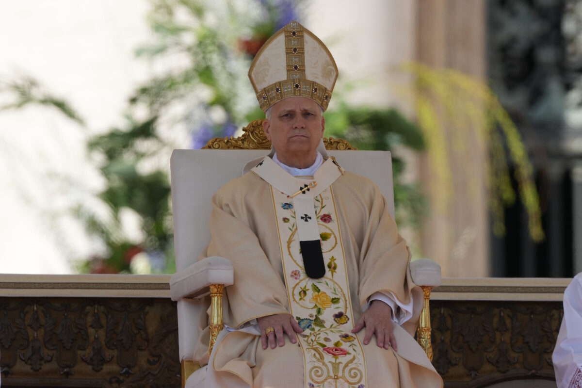 Easter, Pope: ‘Those with the power to wage war should choose peace and lay down their arms’ Easter, Pope: ‘Those with the power to wage war should choose peace and lay down their arms’