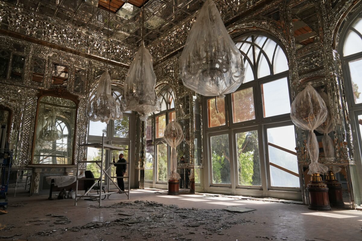 Iran: US-Israeli attacks have damaged a synagogue in Tehran